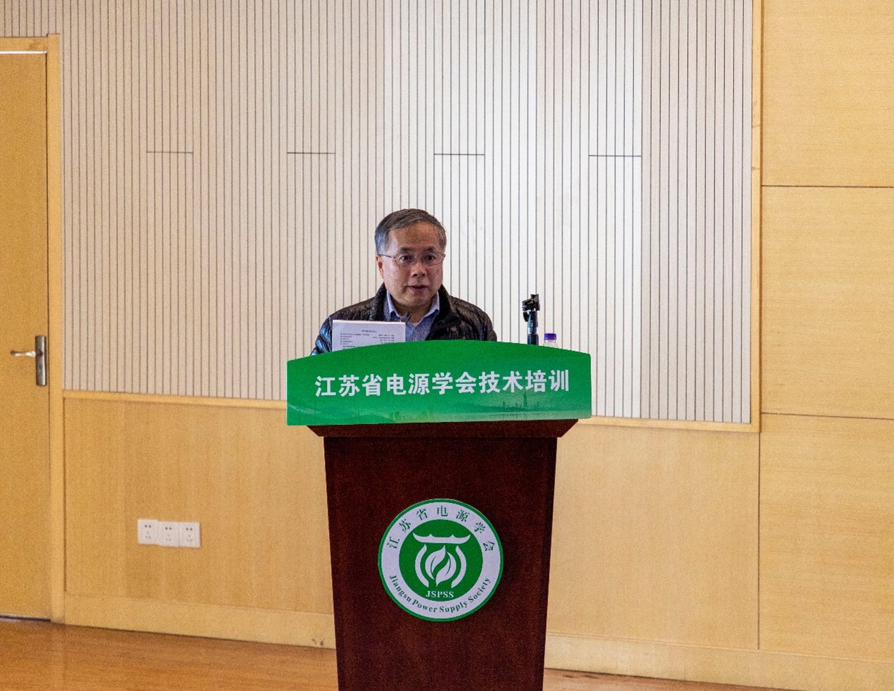 图片30.jpg