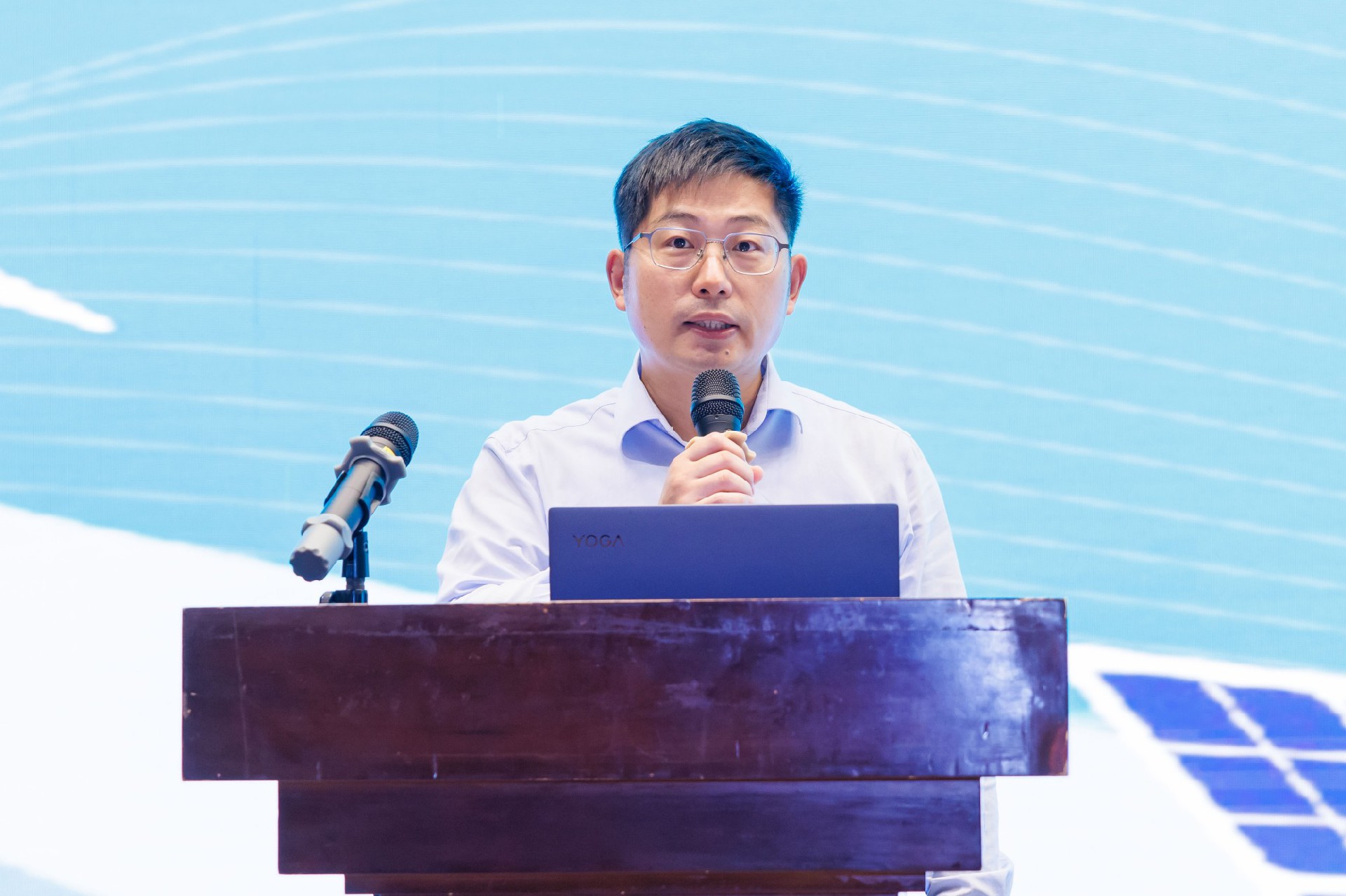 2,陈.jpg
