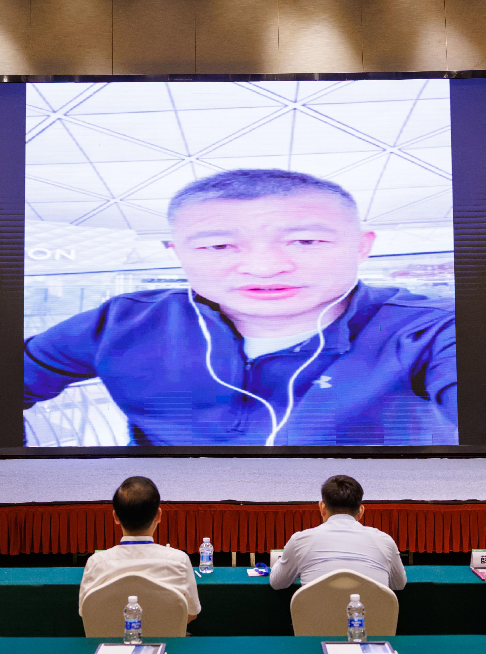 徐明.jpg