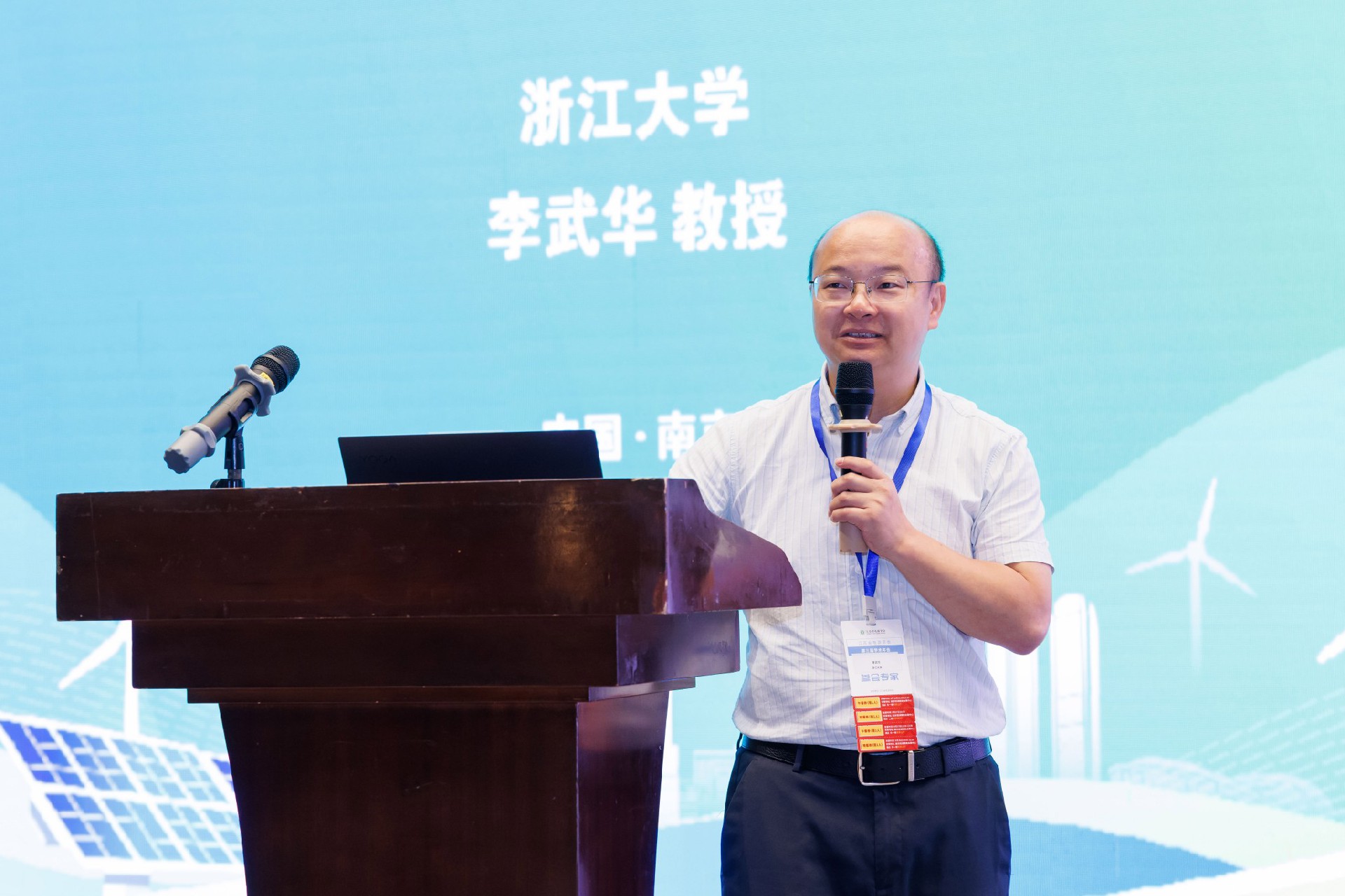 5S4A8485_1(1).jpg